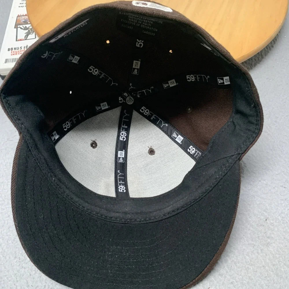 New Era 59FIFTY San Diego Padres Fitted Hat Size 7 1/8 MLB Brown Gold Cap MINT